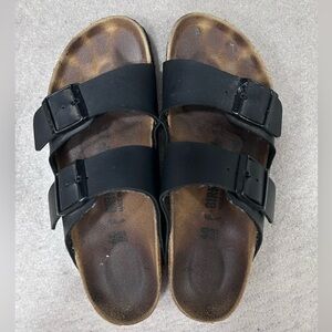 Birkenstock Arizona Slide Sandal in Black